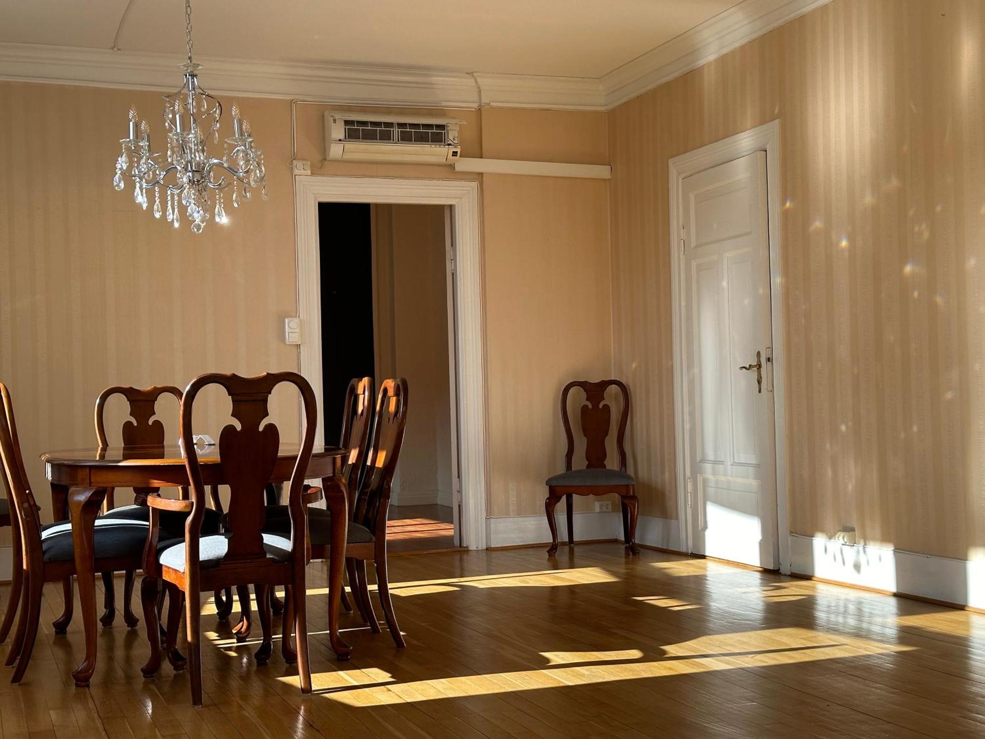 Stylish Big Jugend Art Nouveau Apartment With Balcony Heart Of Олесунн Экстерьер фото